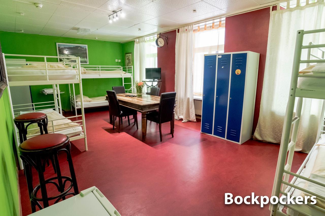 Hotel & Backpackers Zak Шафхаузен Екстериор снимка