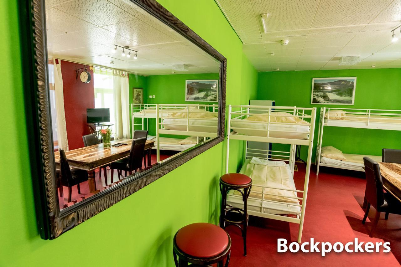 Hotel & Backpackers Zak Шафхаузен Екстериор снимка