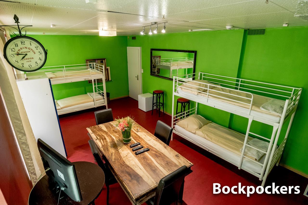 Hotel & Backpackers Zak Шафхаузен Екстериор снимка